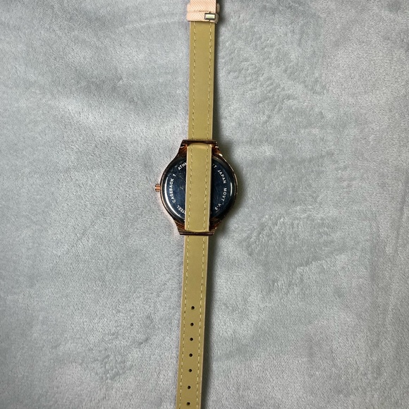 Pink Watch - Picture 5 of 7